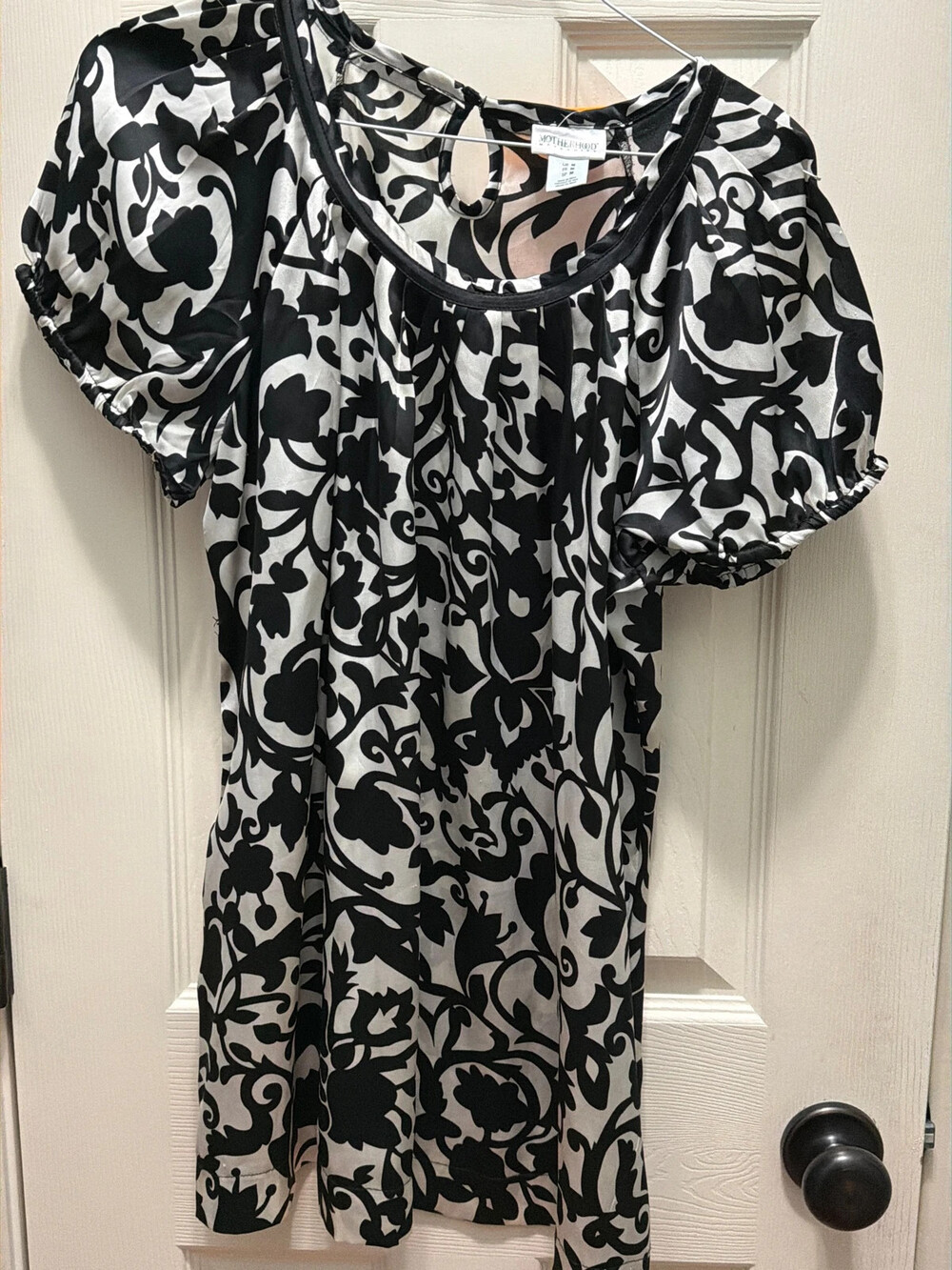 Motherhood Maternity blouse Sz. Med